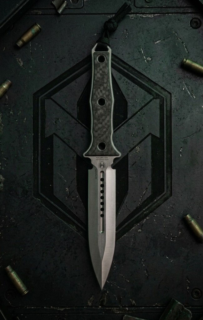 Heretic Mini Nephilim Fixed Blade - Carbon Fiber - Stonewash MagnaCut H069-2A-CF