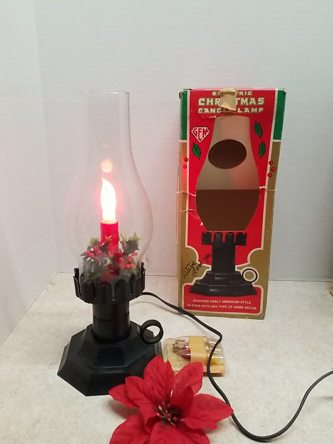 Vtg GEM Electric Christmas Candle Lamp Light Glass Hurricane Original BOX Works