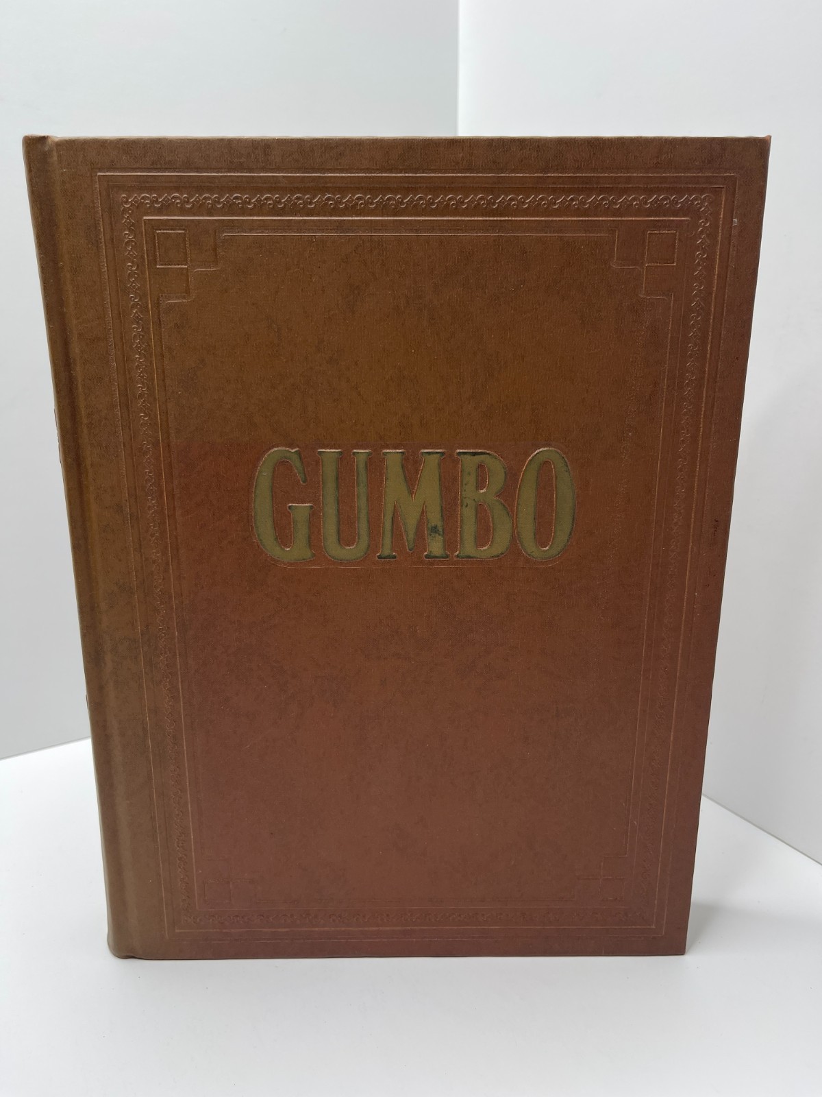 1970 LSU Gumbo Yearbook Pete Maravich Pistol Pete Senior Year Basketball HC