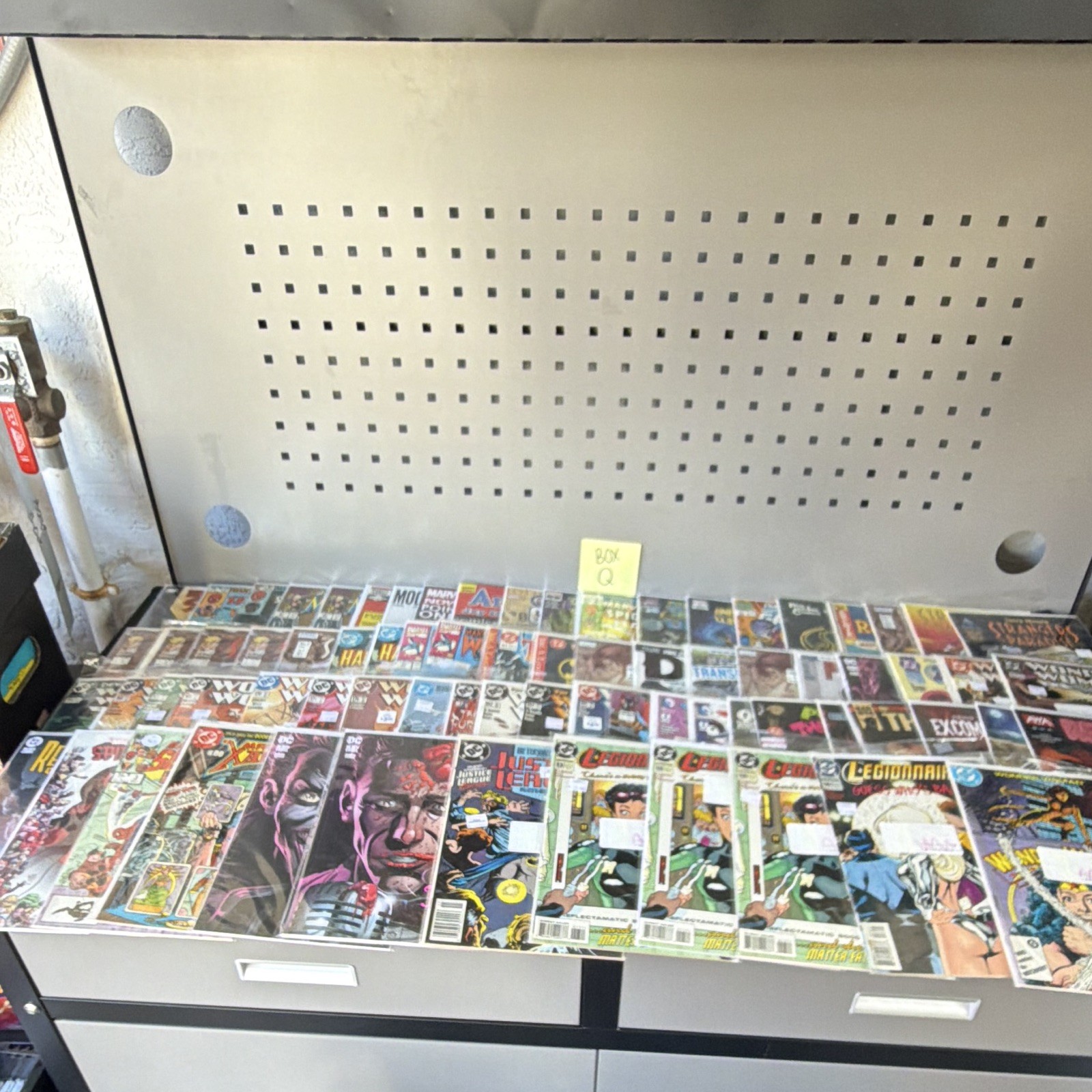Mixed Lot Of Dc, Marvel, And Indy Comics 50+ Books