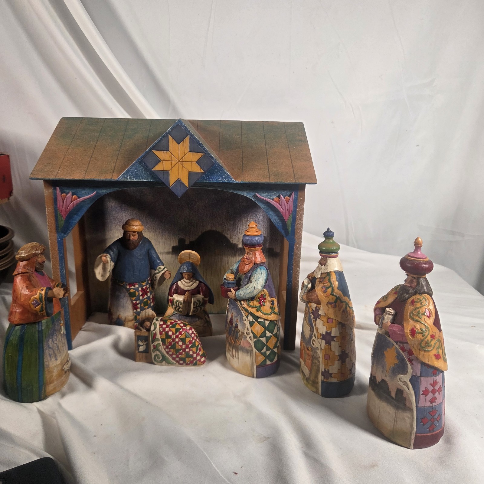 Jim Shore Heartwood Creek Nativity Creche 8 Piece Set 113254 113256 Enesco 2003 Jim Shore Heartwood Creek Nativity Creche 8 Piece Set 113254 113256 Enesco 2003