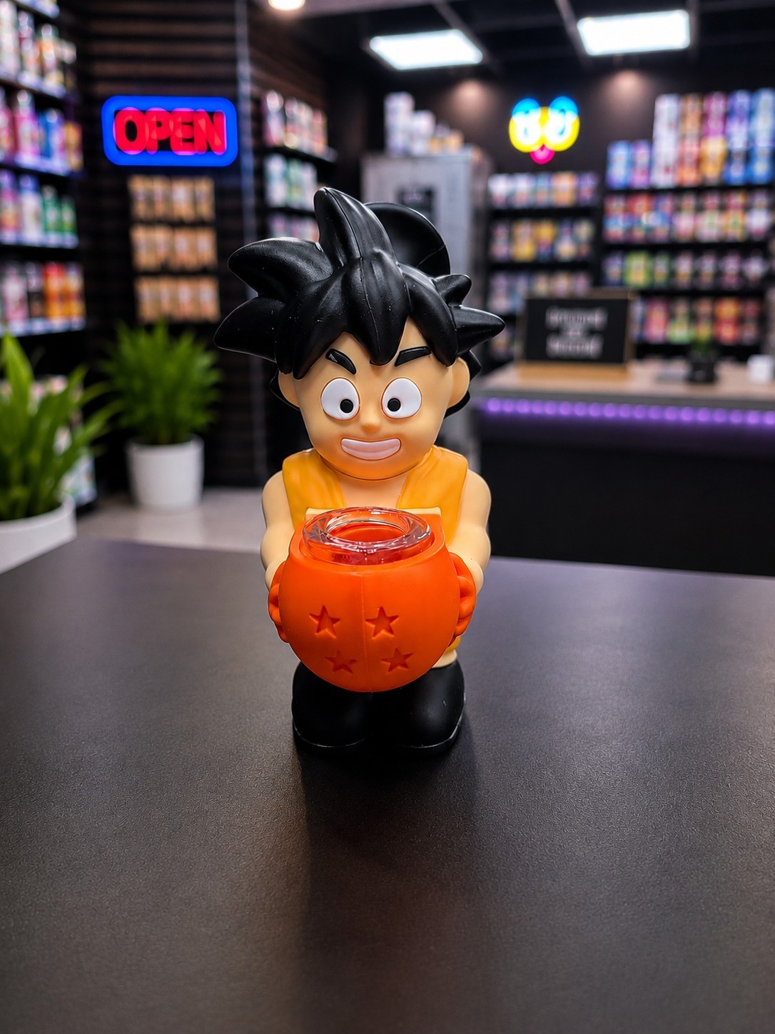 Dragon Ball Z Goku Silicone Water Pipe Bong with Detachable Glass Bowl Dragon Ball Z Goku Silicone Water Pipe Bong with Detachable Glass Bowl
