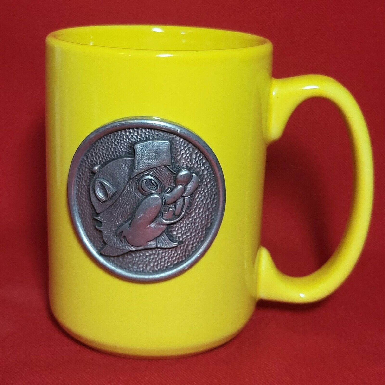 Buc-ees Novelty Yellow Mug Animal Beaver Buddies Coffee Cup 15 oz