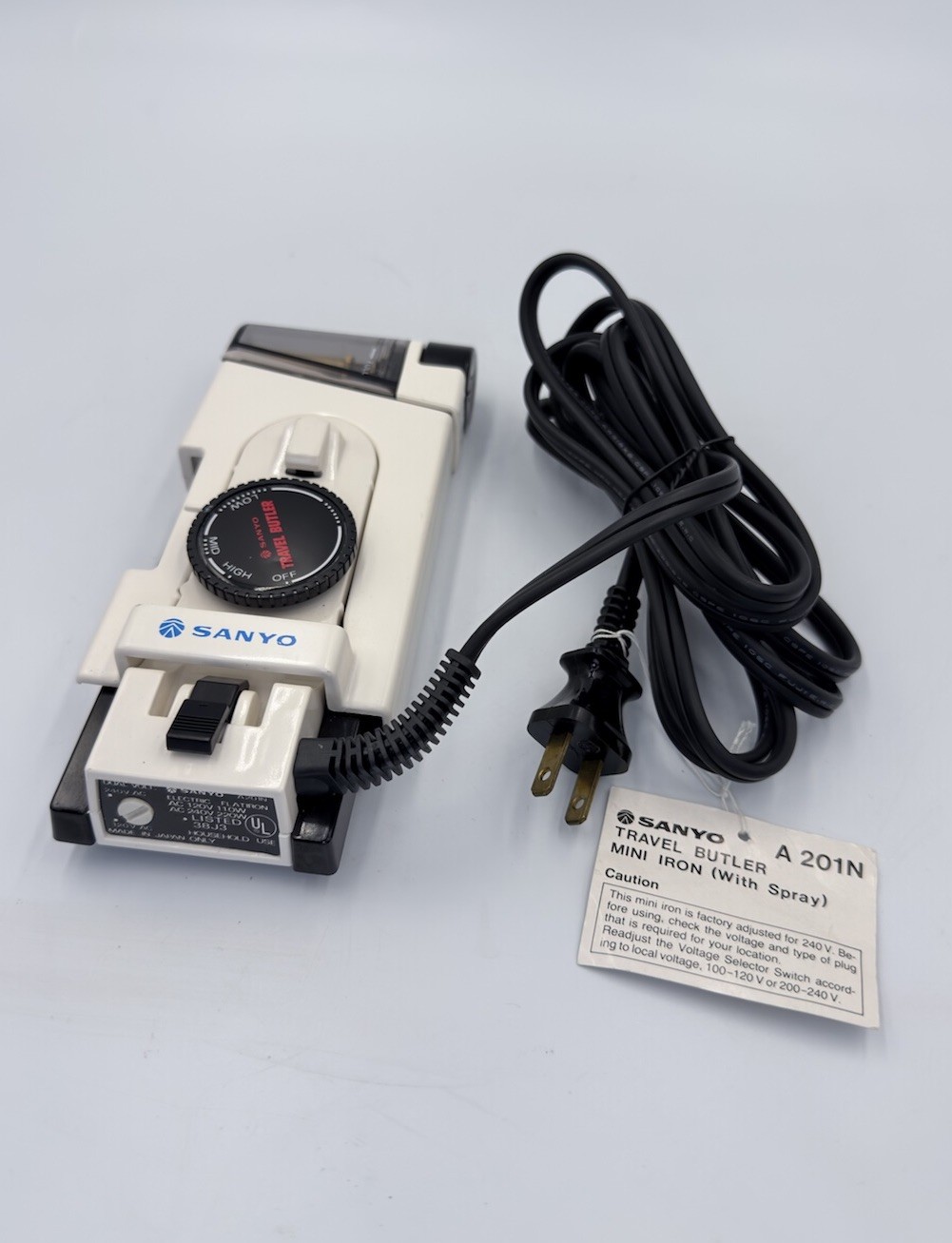 Vintage SANYO A201N Travel Butler Mini Iron Spray Dual Voltage Japan