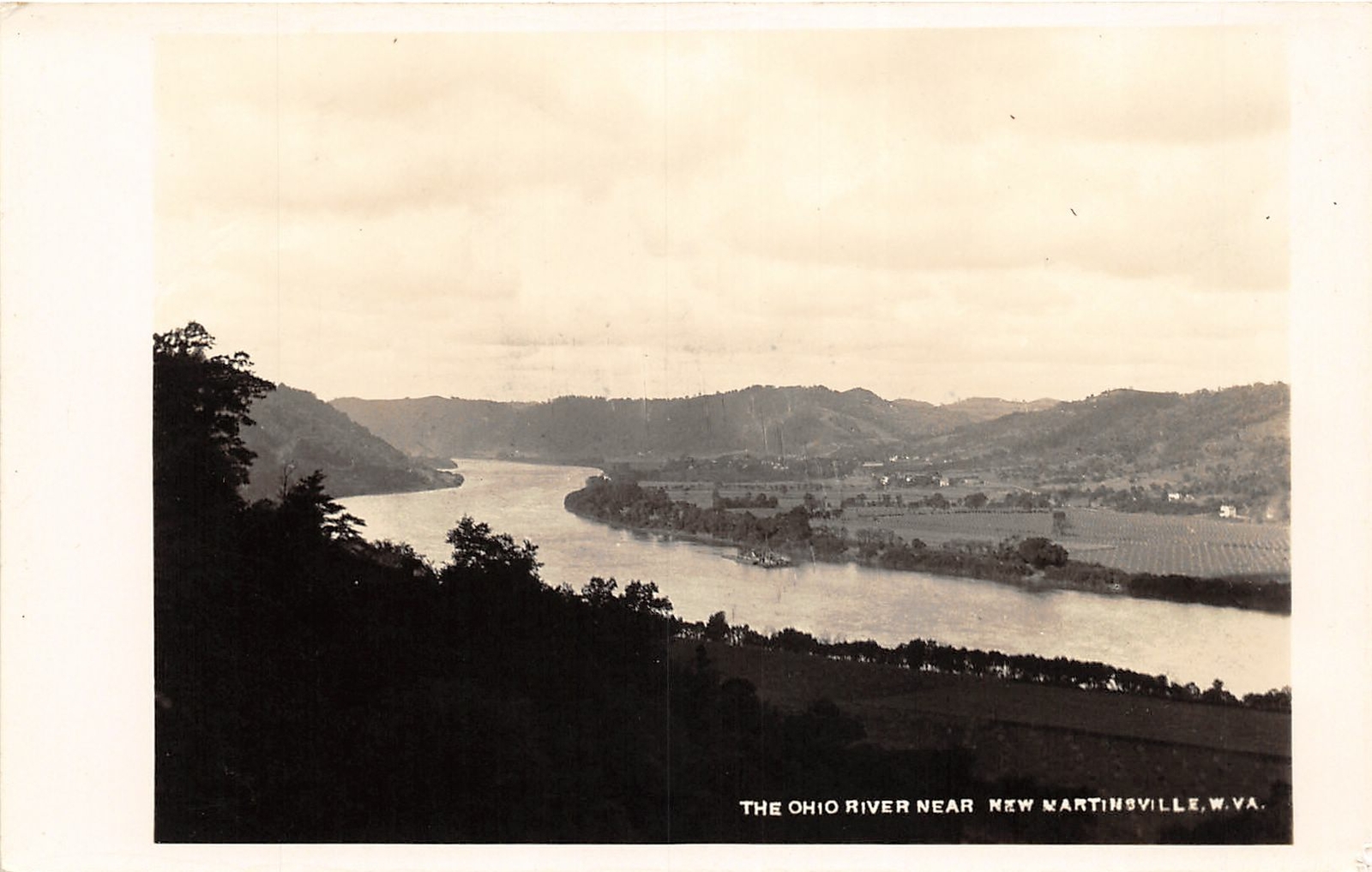 J14/ New Martinsville West Virginia RPPC Postcard c1930 Ohio River View 125