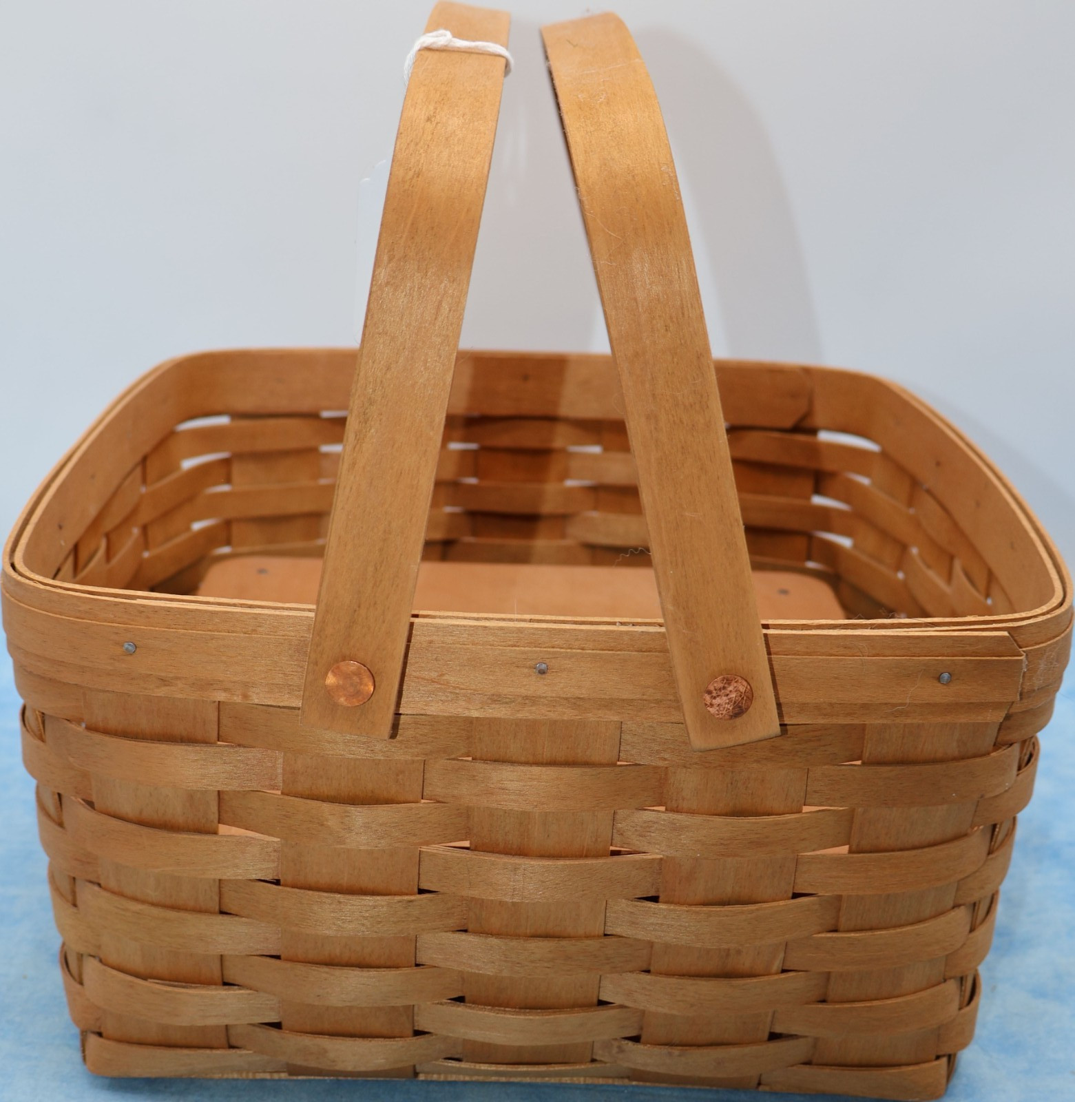 Longaberger 2002 Cake Basket with Wood Riser 12 Inch
