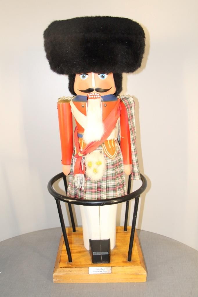 Vintage Volkmar Matthes Barstool Scottish Infantry Nutcracker Bar Stool