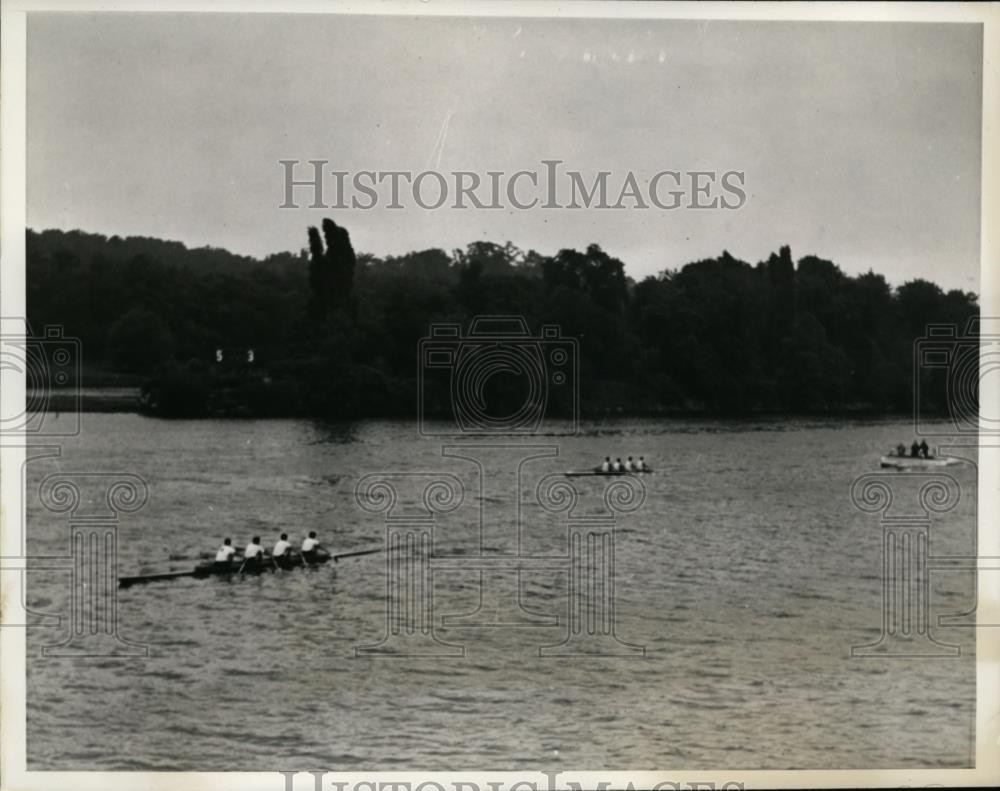 1937 Press Photo People\'s Regatta crew race on Schuylkill River in PA