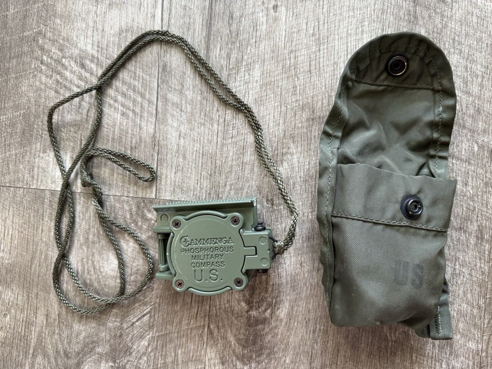 Cammenga Model 27 US Military Phosphorescent Lensatic Compass W Pouch Cammenga Model 27 US Military Phosphorescent Lensatic Compass W Pouch