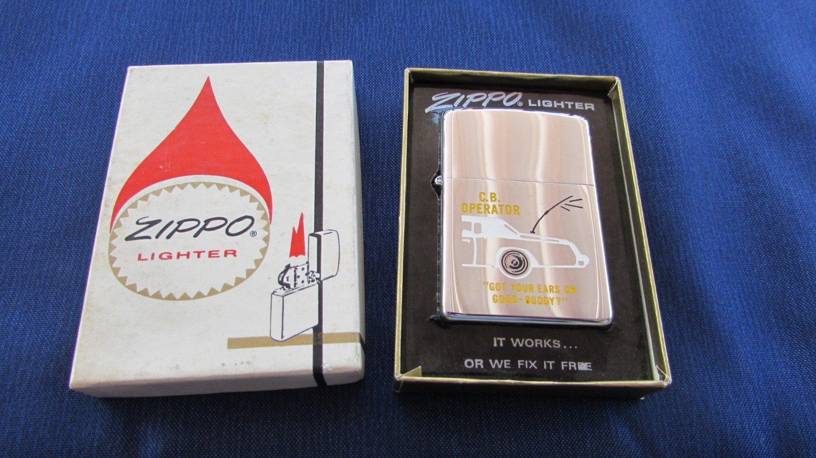 VERY COOL 1976 CB RADIO \