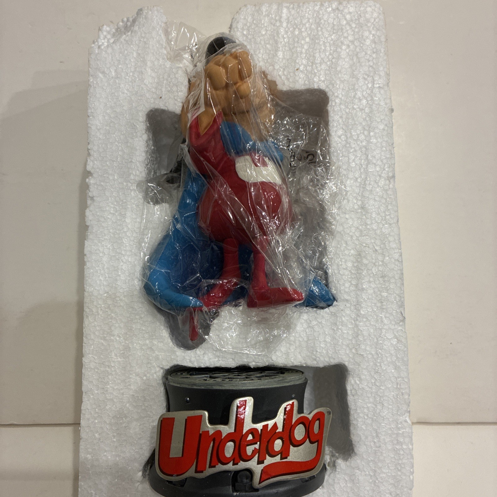 Electric Tiki Teeny Weeny Underdog Maquette Statue 7\