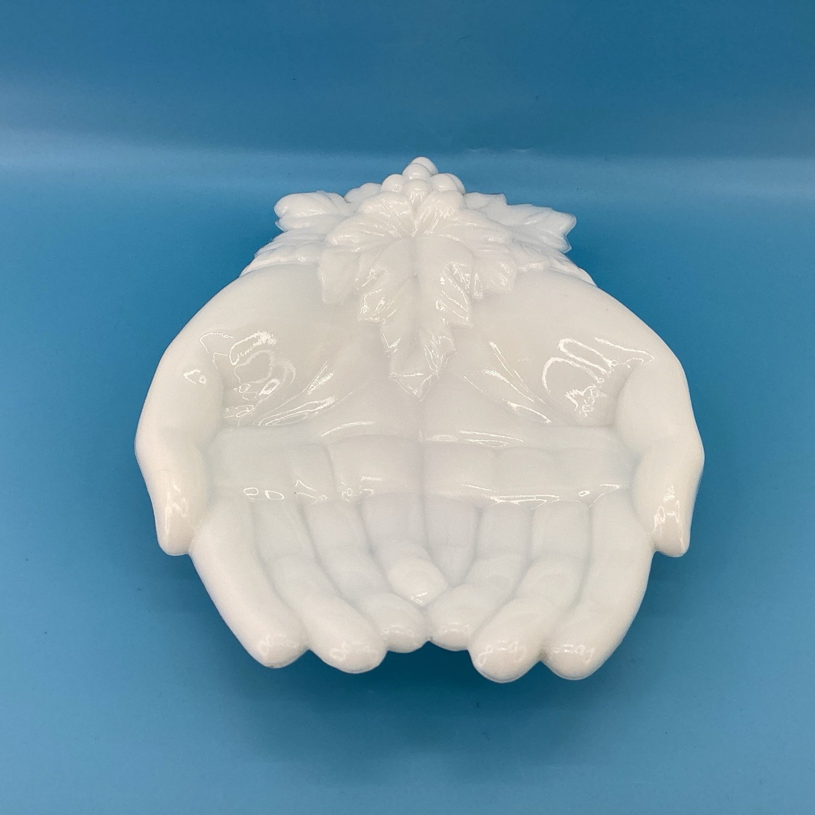 Milk Glass Trinket Dish Holding Hands Westmoreland Soap Candy Ring Bowl Grapes