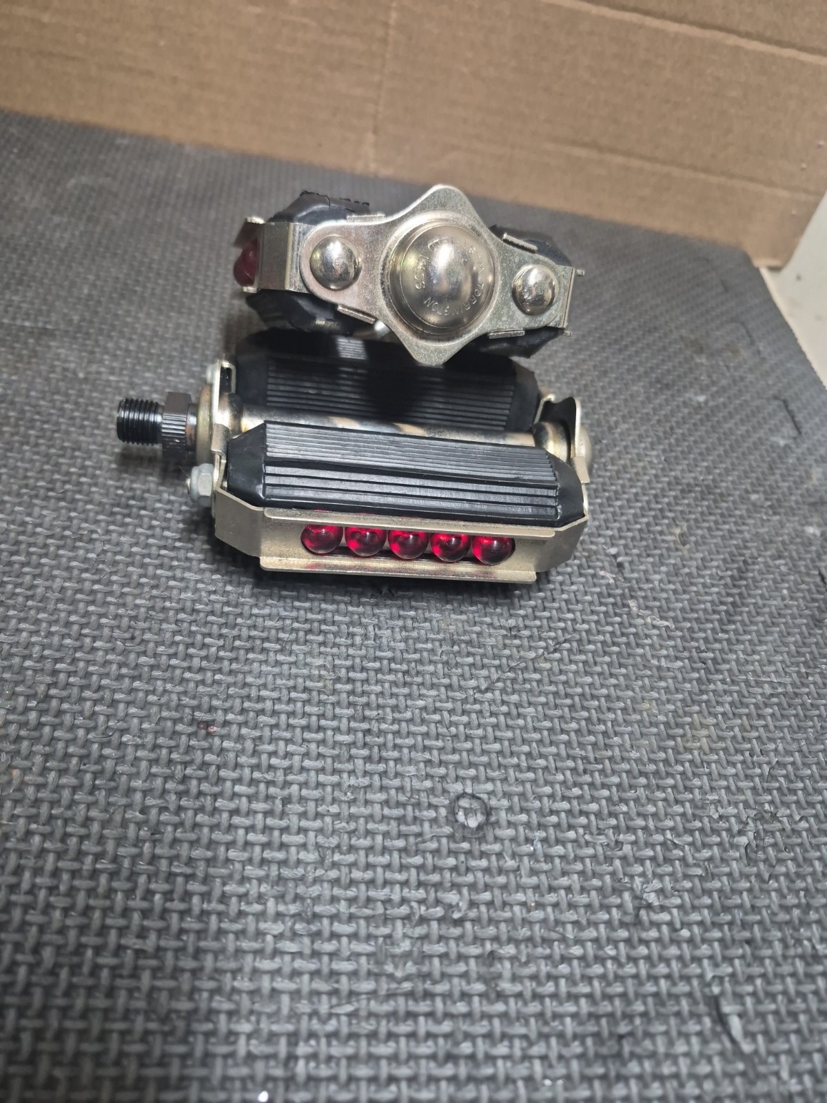 Vintage Nos Torrington bicycle 1/2 jeweled Pedals Prewar Mens bicycle Westfield