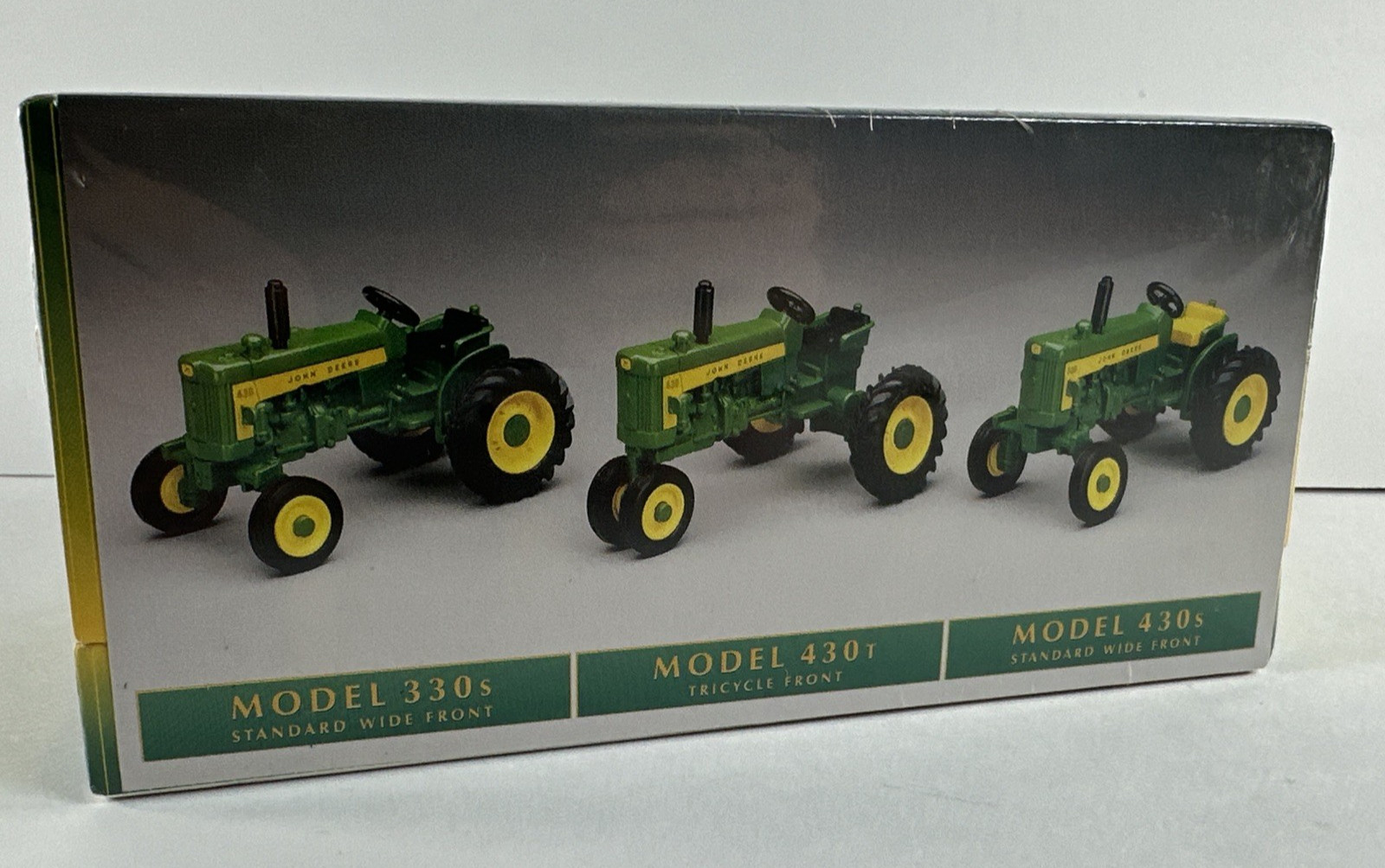 Vintage 1994 Ertl 1/64 scale 3 piece john deere collectors series set