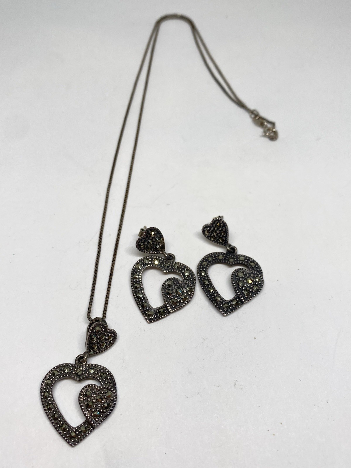 10g 925 STERLING SILVER MARCASITE HEART 18” NECKLACE MATCHING EARRINGS FINE