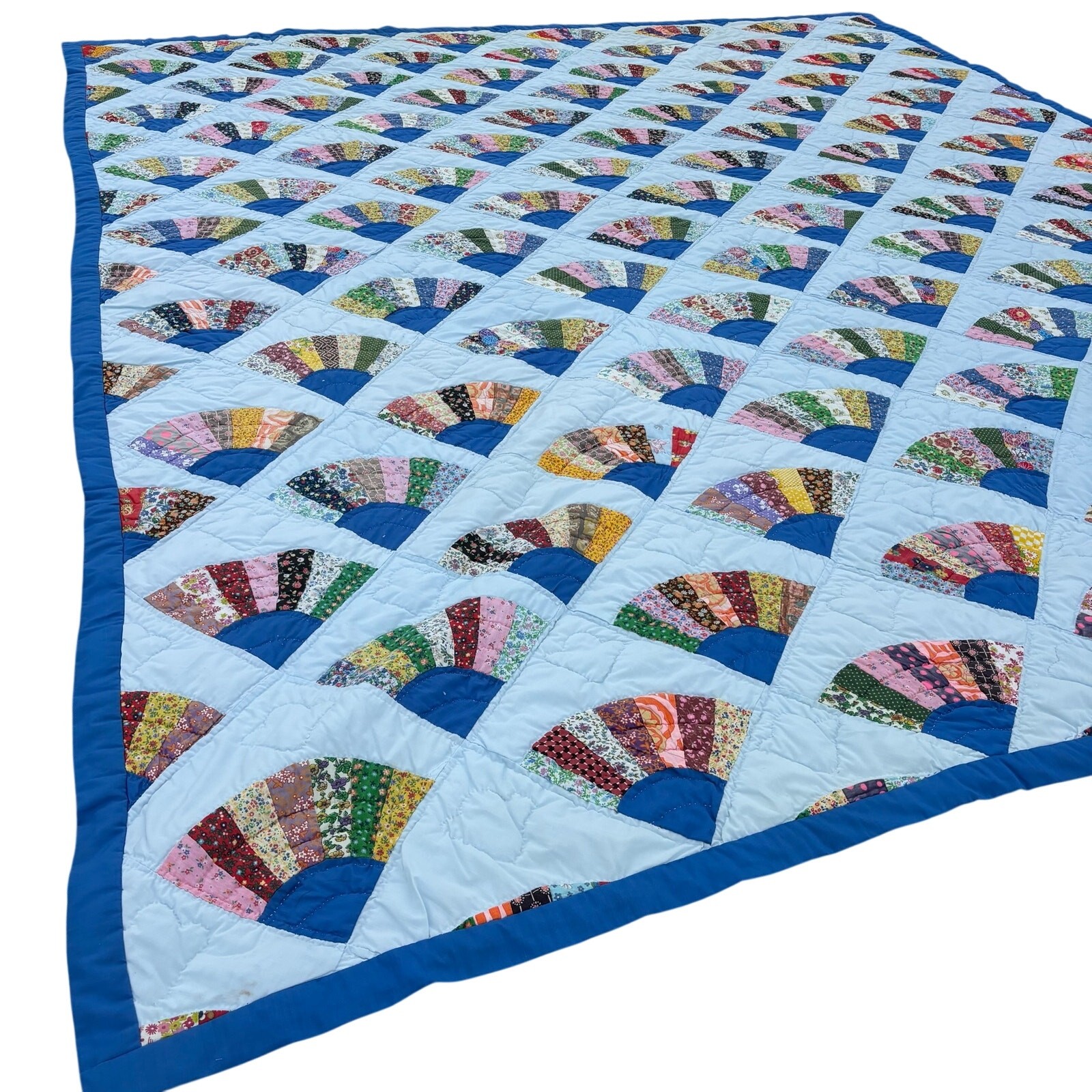 Vtg Patchwork Quilt Grandmother’s Fan Pattern 84”x97” Hand Made Cotton Blue