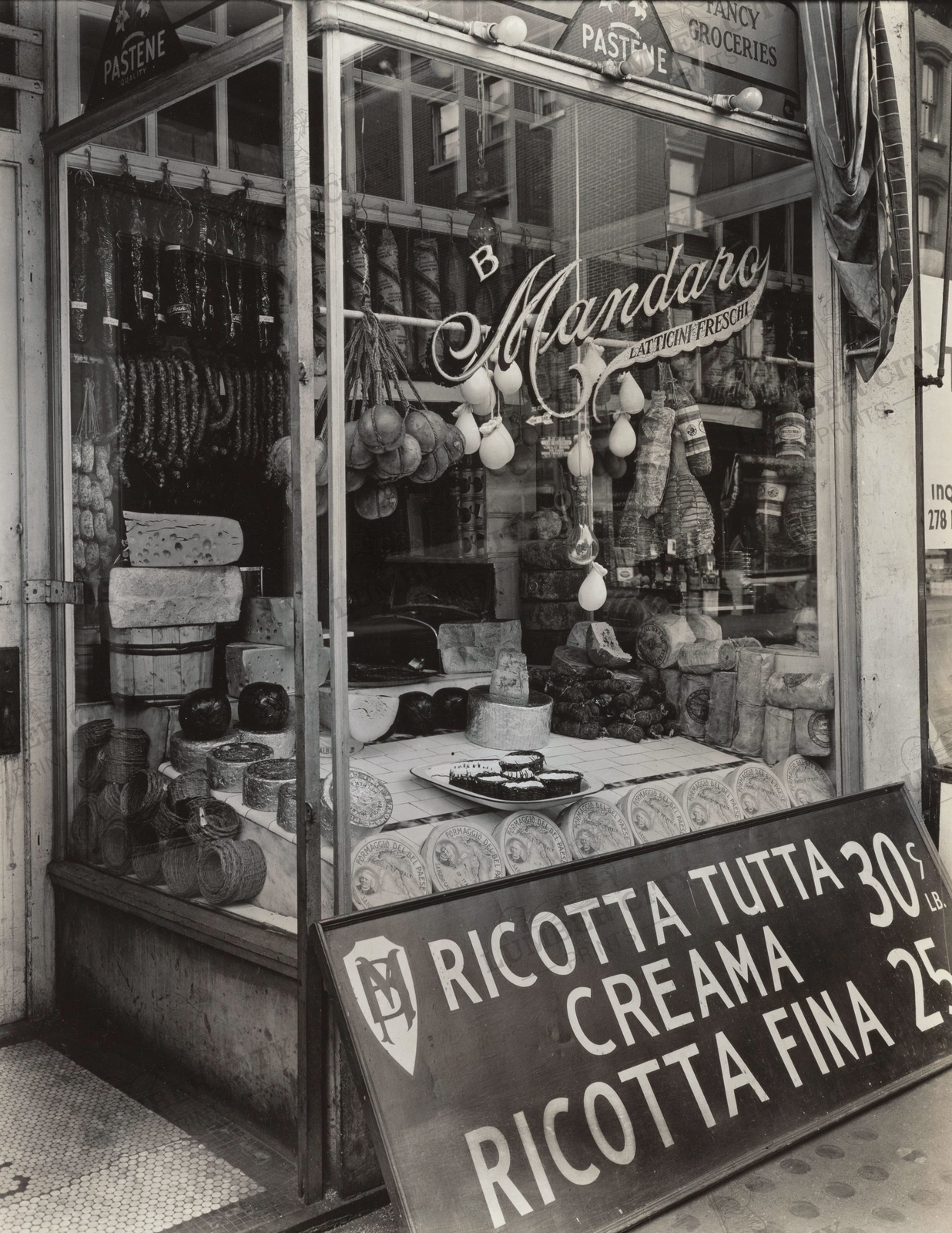 1937 Mandaro Italian Deli Bleecker St NYC 8.5\
