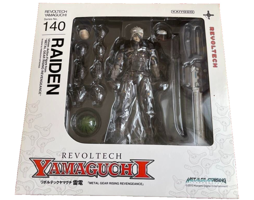 Metal Gear Rising Revengence Raiden Revoltech Yamaguchi Kaiyodo USED VG