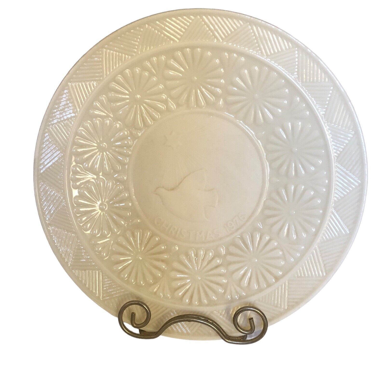 Vintage 1976 BELLEEK Ireland CHRISTMAS 9\