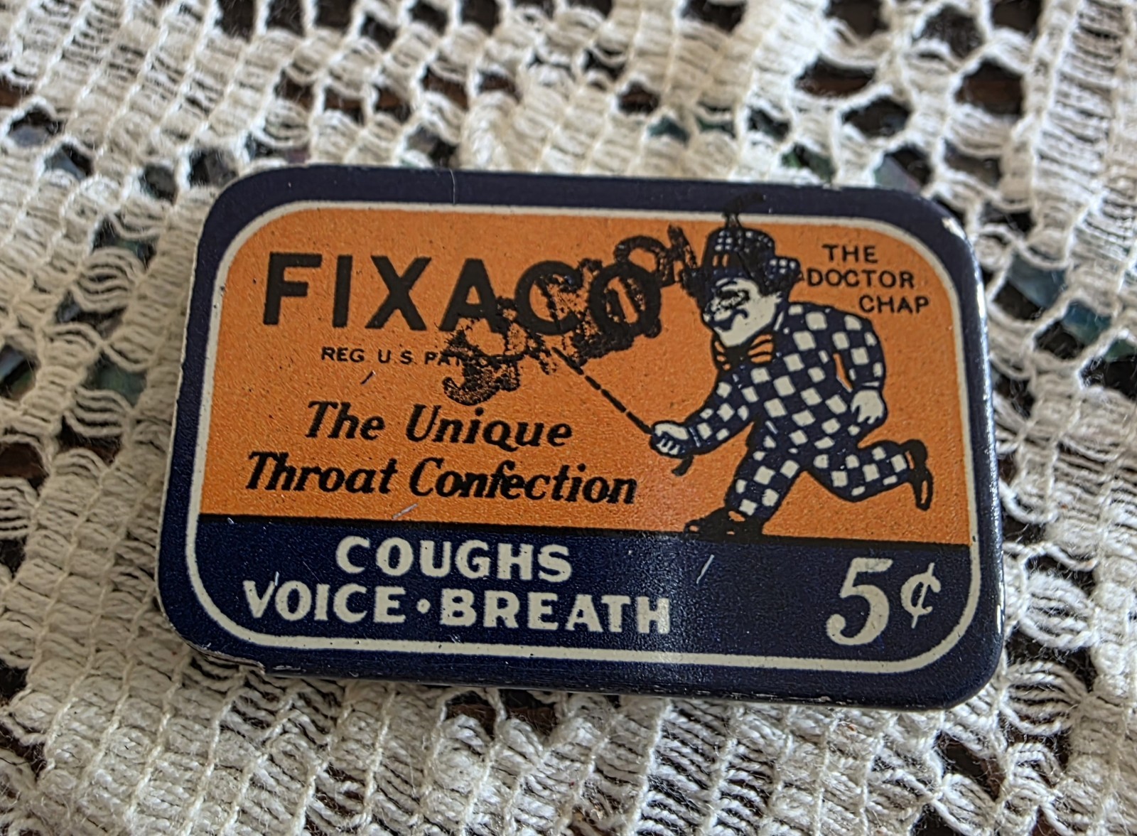 VINTAGE TIN BOX FIXACO FOR COUGHS VOICE BREATH 5 CENTS VINTAGE TIN BOX FIXACO FOR COUGHS VOICE BREATH 5 CENTS