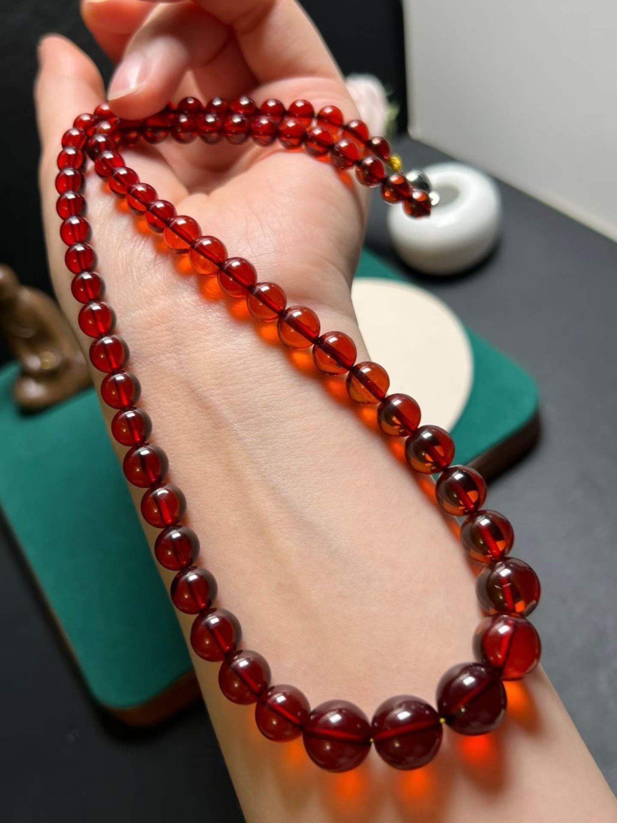 Natural  European vintage natural blood amber necklace