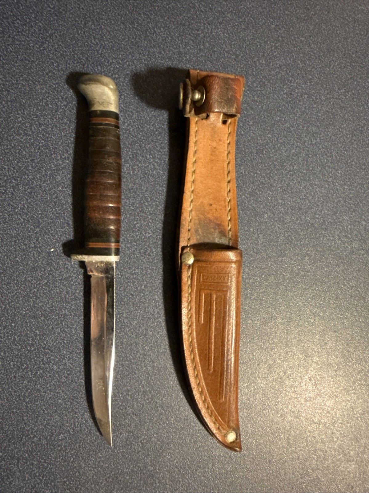 Vintage Case XX Fixed Blade Knife Stacked Leather handle w/ sheath