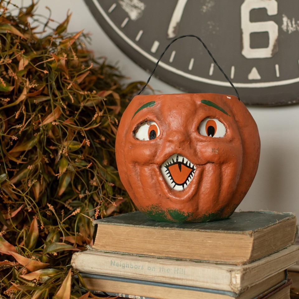 Primitive Halloween Orange Ragon House JackOLantern Pumpkin Choir Boy Bucket 5”