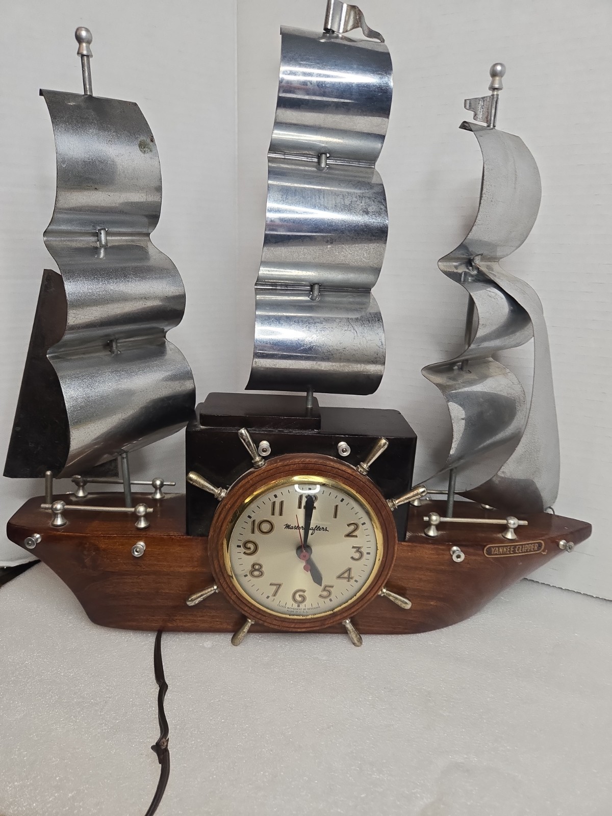 Vtg Yankee Clipper Wood Sailing Ship Mantle Mastercrafters Electric Clock 17x17\