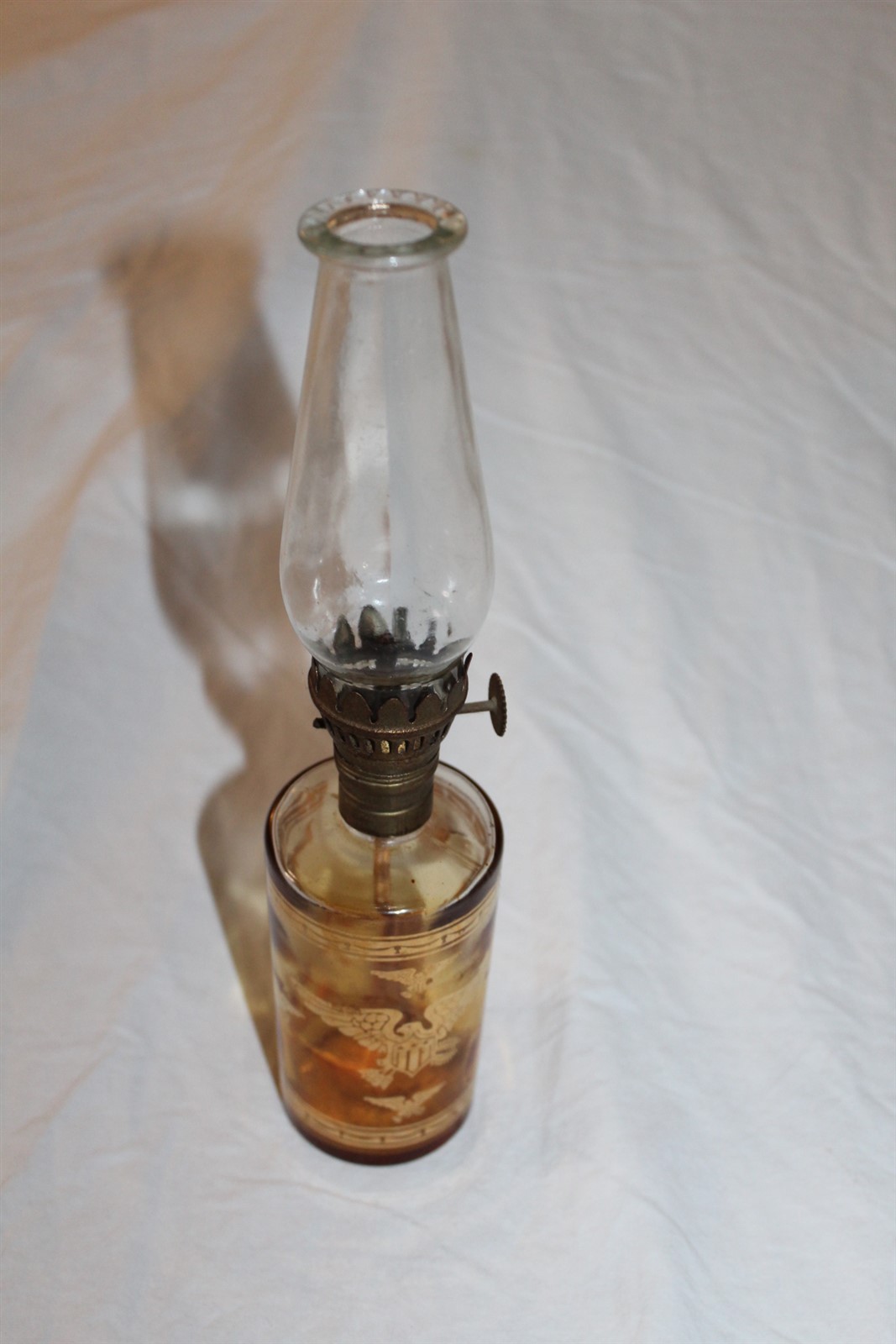 Vintage Americana Oil Lamp 10\