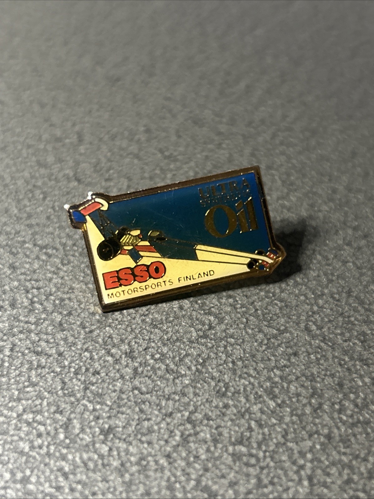 Esso Oil Pin