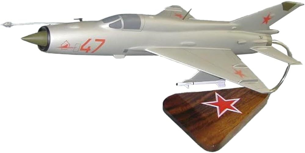 Soviet Union Russian Mikoyan-Gurevich MiG-21 Fishbed Desk 1/32 Model SC Airplane
