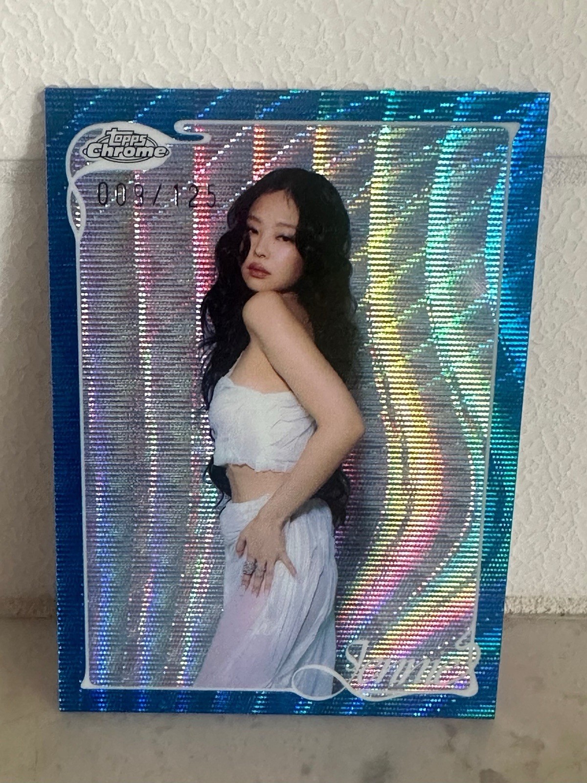 2026 Topps Chrome x Jennie #9 Blue Wave /150 2026 Topps Chrome x Jennie #9 Blue Wave /150