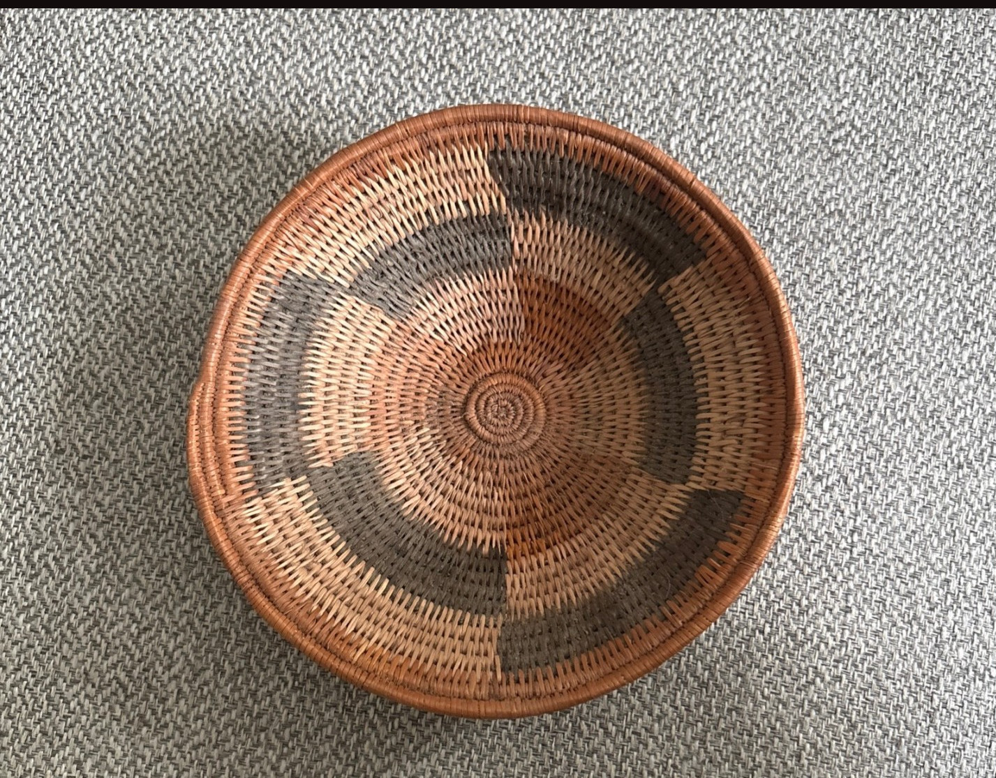 Grass Woven Geometric Pattern Coil Basket Bowl Grass Woven Geometric Pattern Coil Basket Bowl