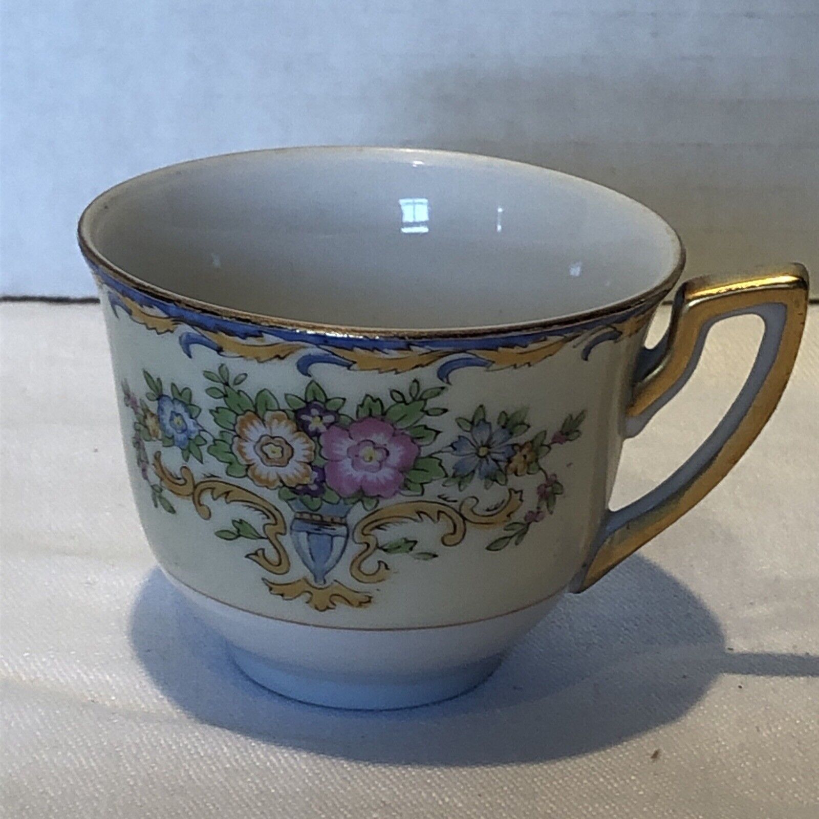 Meito China Tea Cup Hand Painted In Japan Cranberry Pattern
