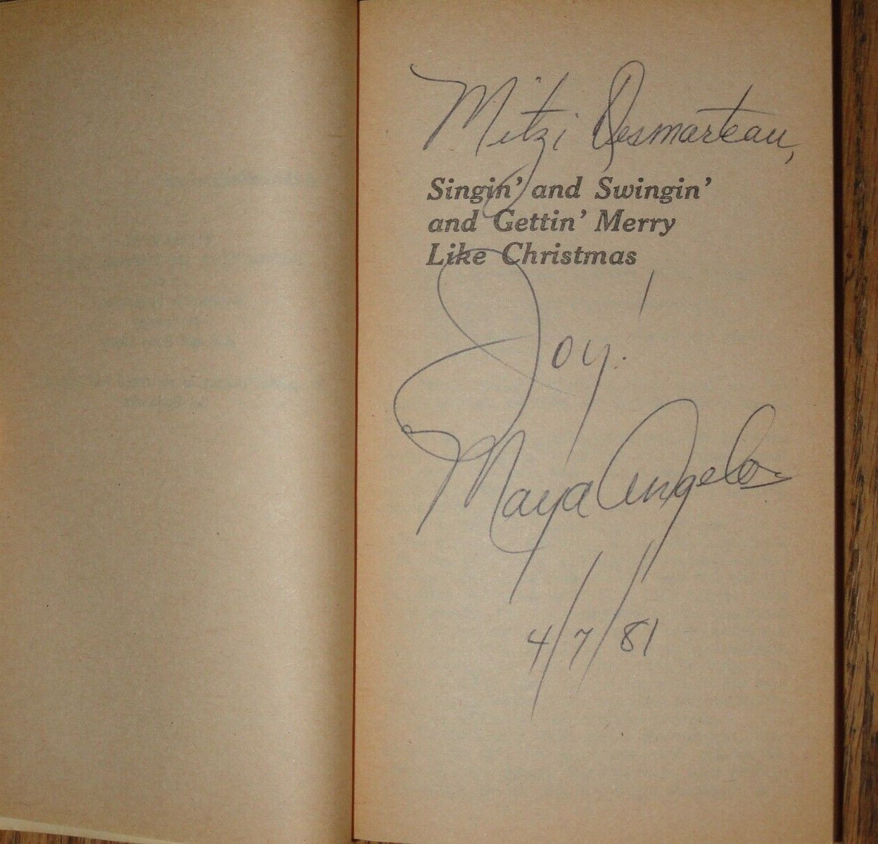 Maya Angelou Signed Autograph Singin\' and Swingin\' and Gettin\' Merry Like 1979