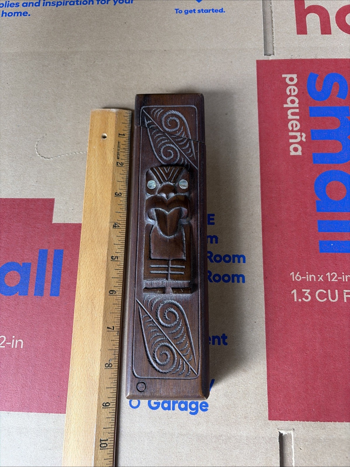 Vintage Maori Aboriginal New Zealand Pouwhenua Totem Pole Wood Carving Mana Box