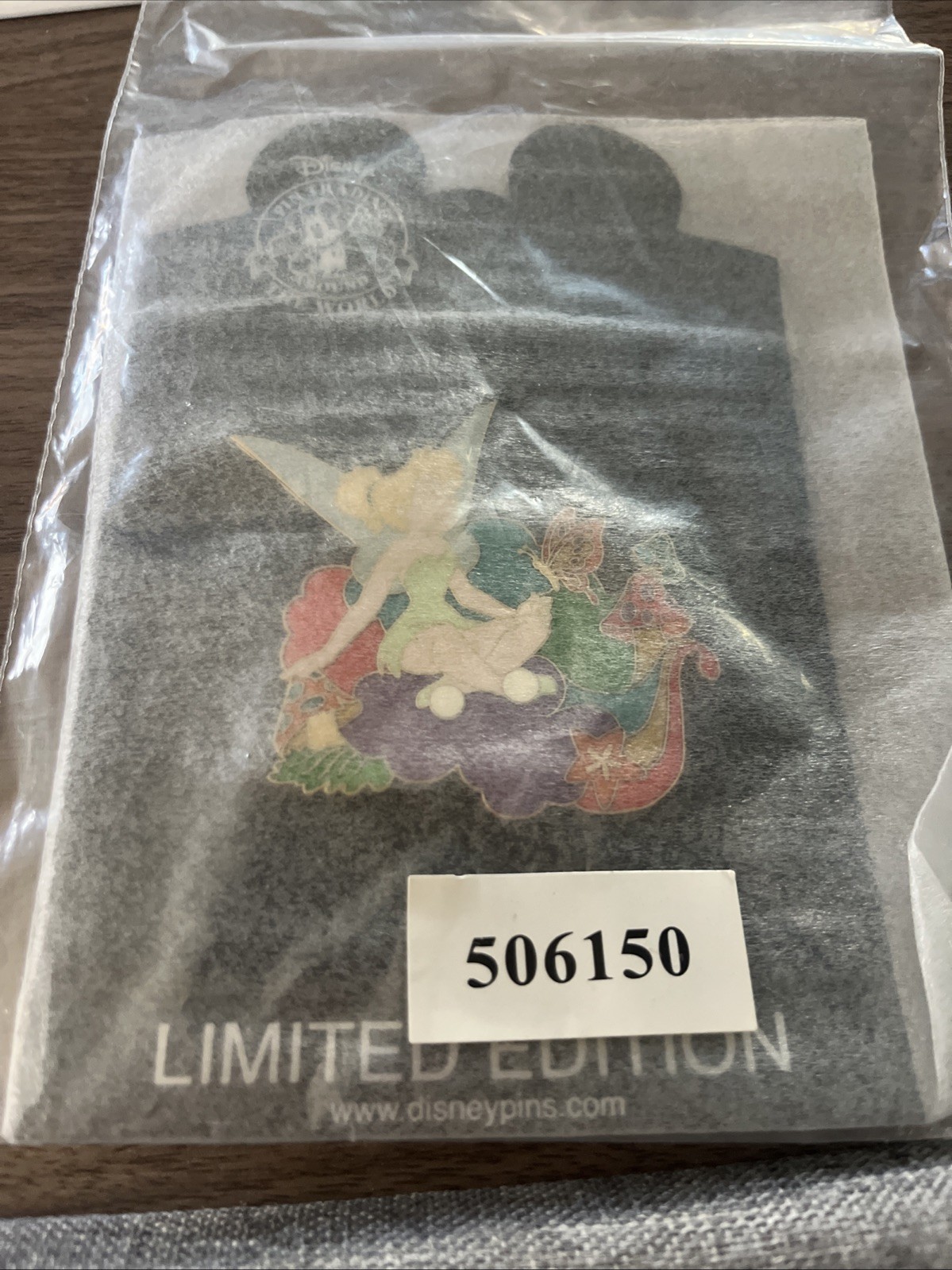LE 125 Disney Shopping Tinker Bell Rainbow Mushroom Butterfly Relaxing RARE Pin LE 125 Disney Shopping Tinker Bell Rainbow Mushroom Butterfly Relaxing RARE Pin