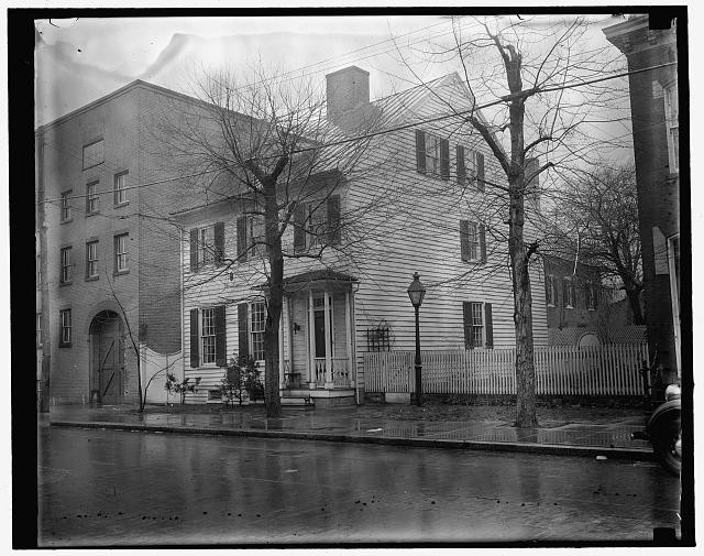 Photo:John L. Lewis Home Residence 1900s House Exterior Street View