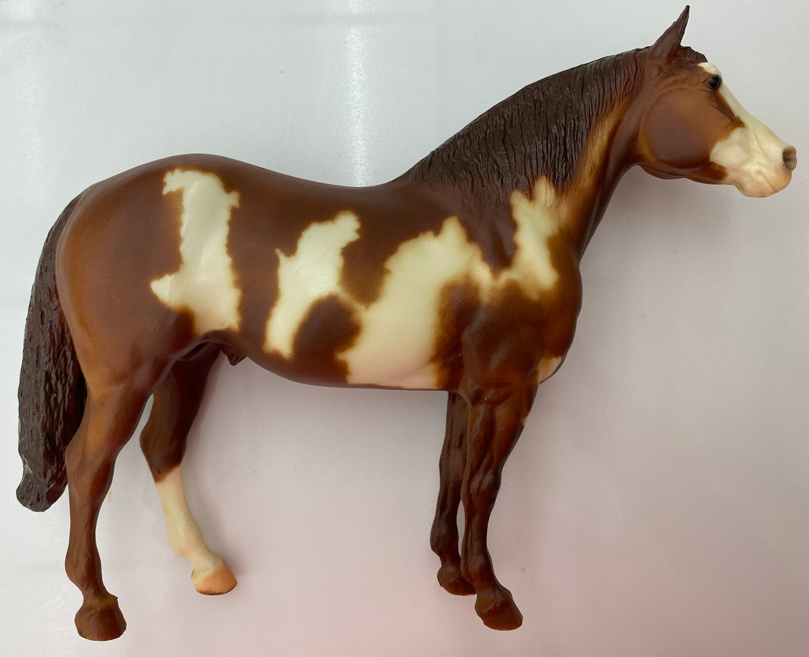 ENDS SOON-1980s Vintage Breyer Yellow Mount Famous Paint Model Horse USA