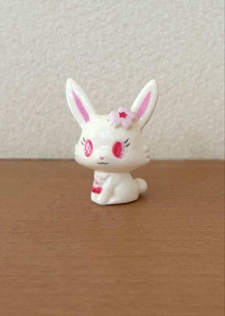Sanrio Jewelpet Ruby Figure