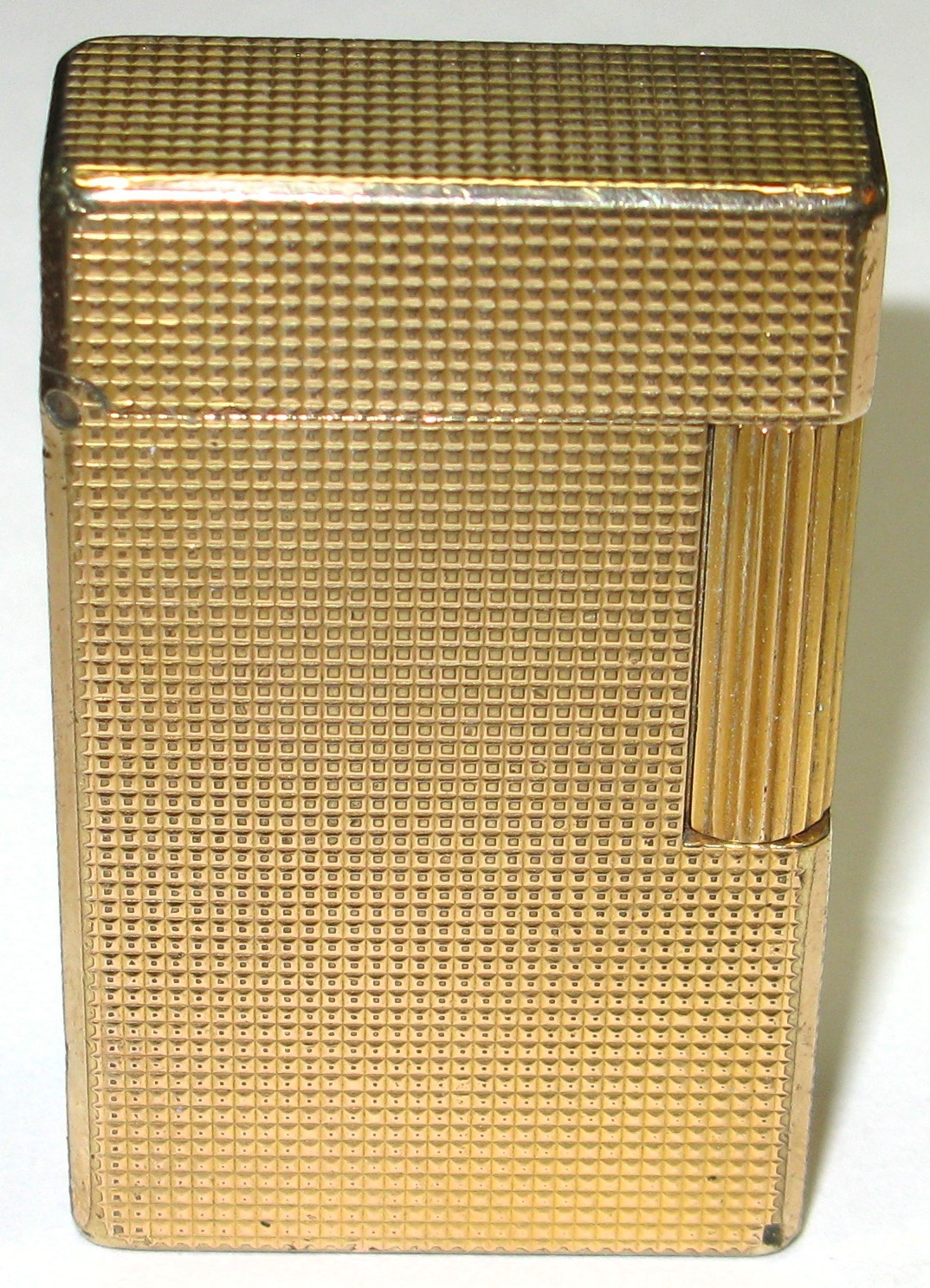 Vintage S.T. Dupont Ligne 1 Lighter Gold Plated 1970’s, Paris, France Vintage S.T. Dupont Ligne 1 Lighter Gold Plated 1970’s, Paris, France