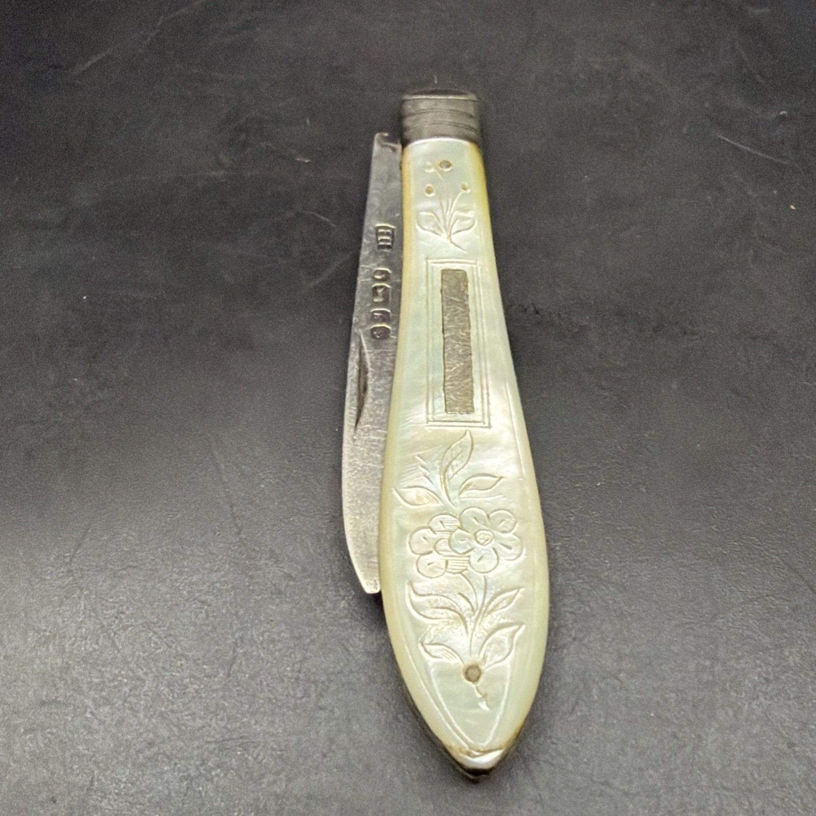Antique Henry Hobson Sheffield Sterling Silver Mother of Pearl Fruit Knife Antique Henry Hobson Sheffield Sterling Silver Mother of Pearl Fruit Knife