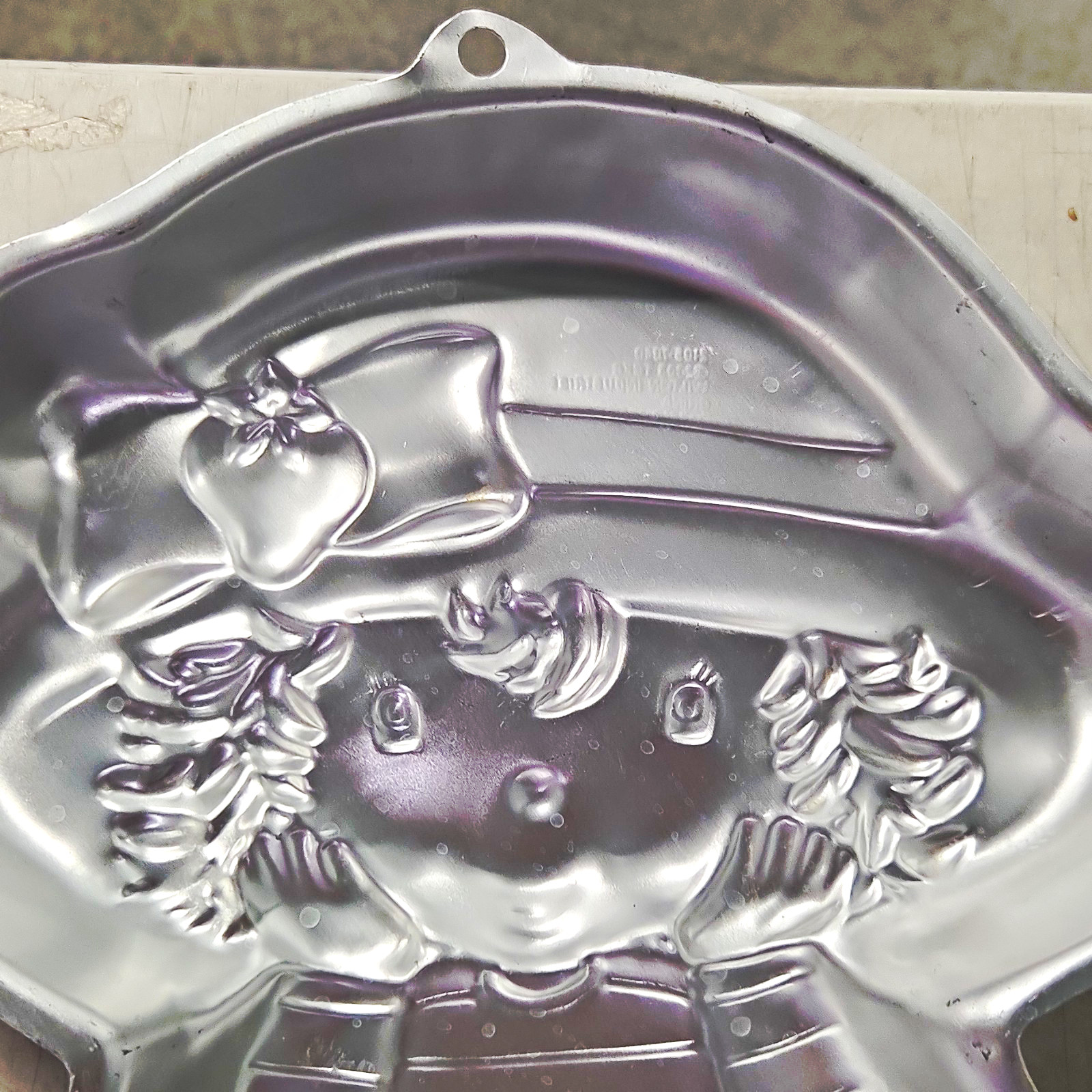Wilton Strawberry Shortcake Vintage Cake Pan 2105-7040 Htf Aluminum Wilton Strawberry Shortcake Vintage Cake Pan 2105-7040 Htf Aluminum