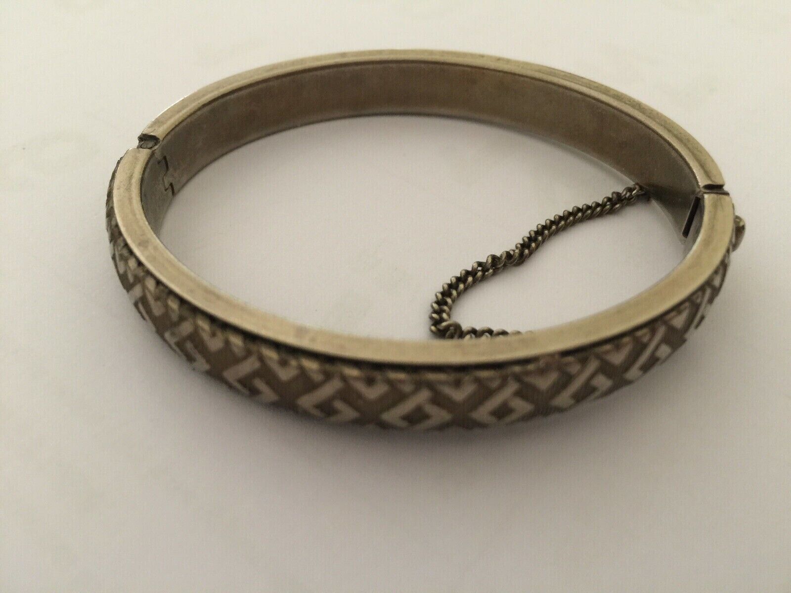 Vintage 1970s engraved grid Silver Bracelet with clasp