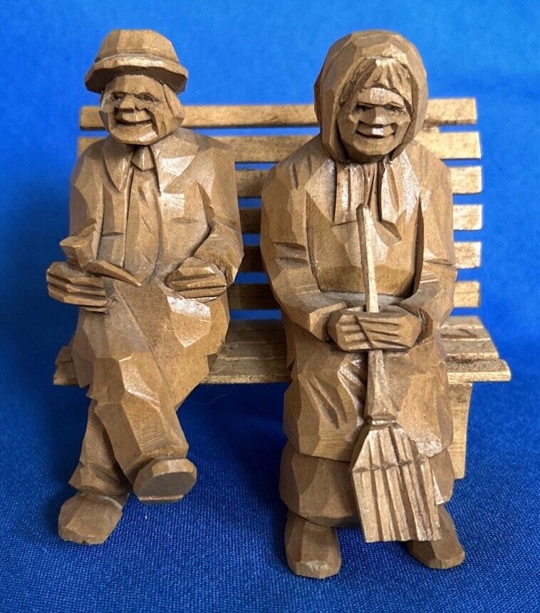 Vintage Hand Carved OLD COUPLE ON BENCH Sculpture Canadian Artist D. Daigle
