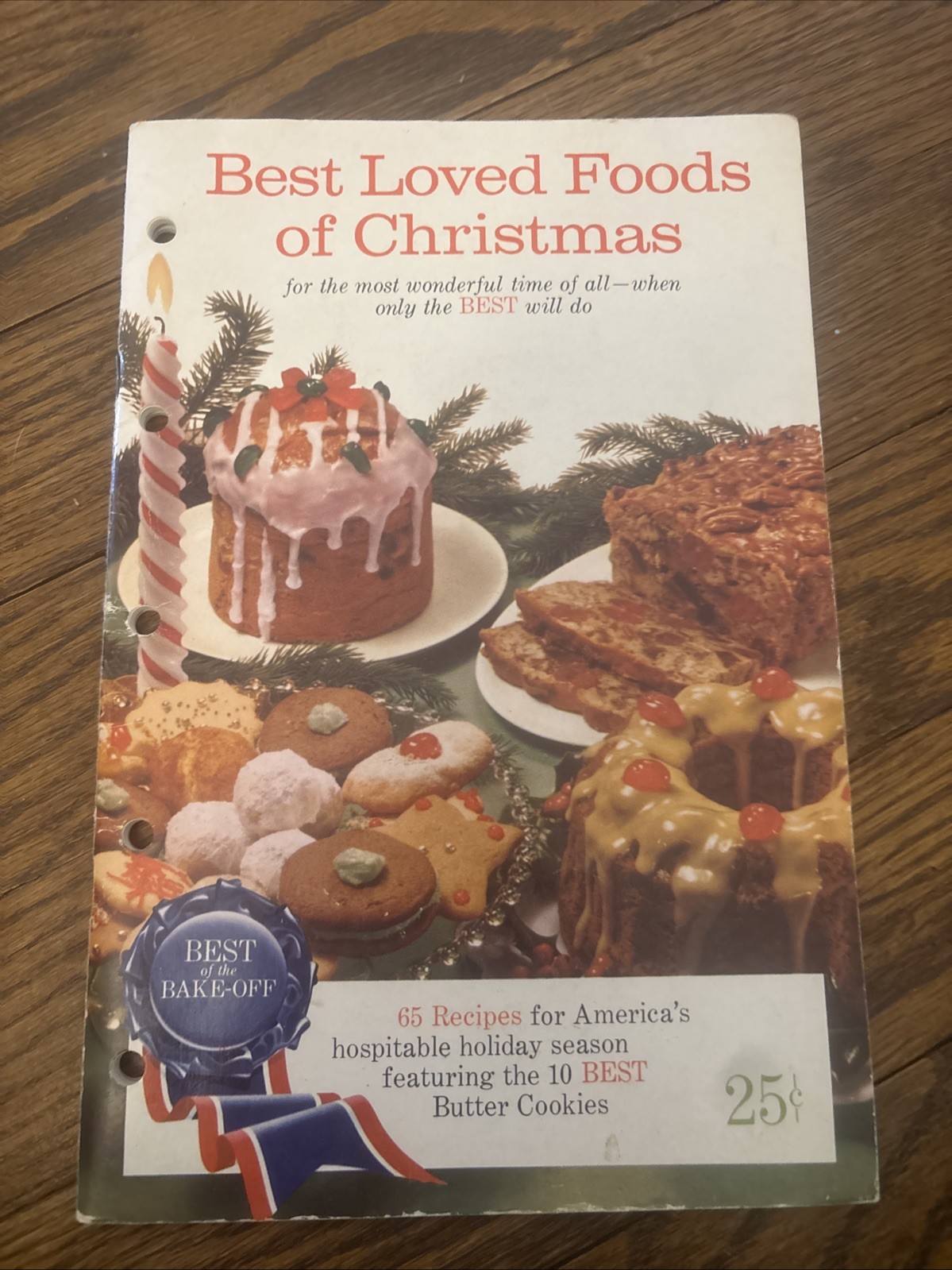 Vintage Pillsbury Bake-Off Best Loved Foods of Christmas 65 Recipes Booklet