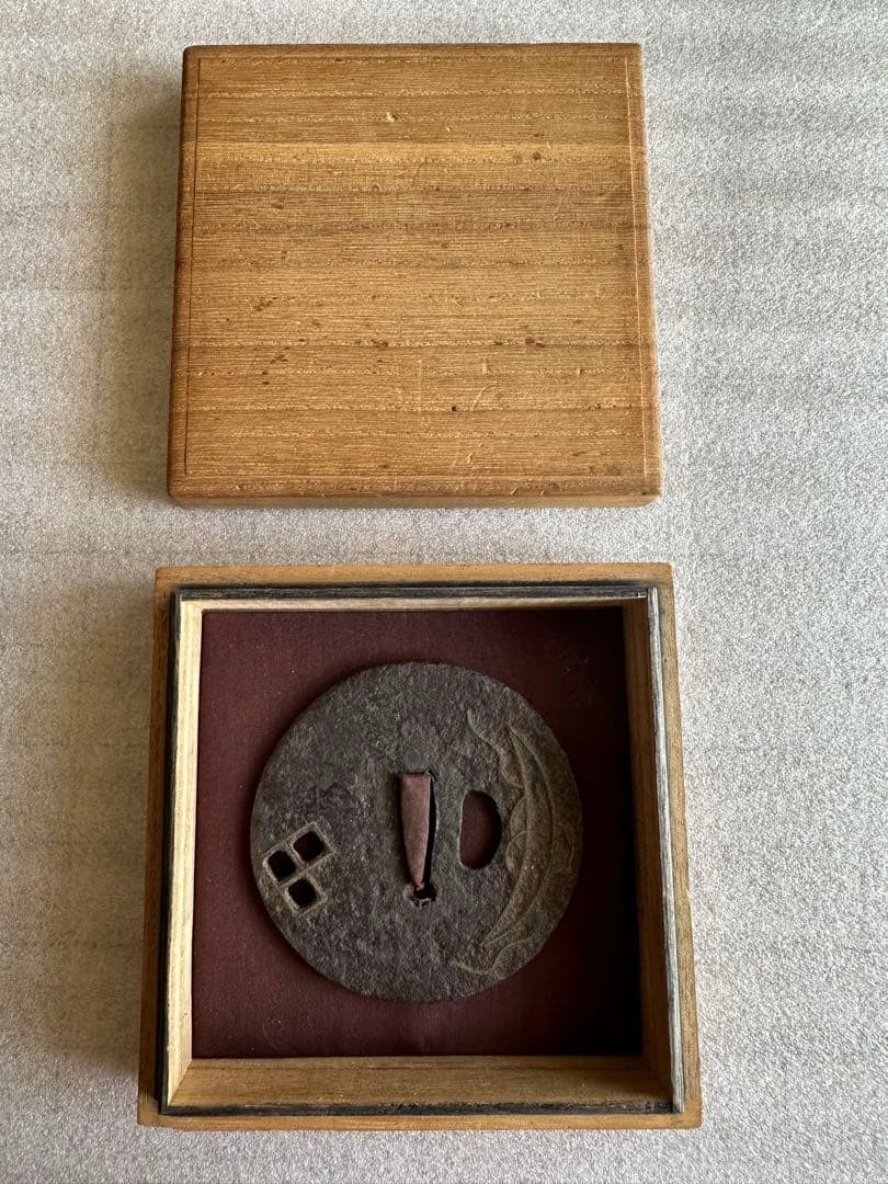 Japanese Satsuma Iron Tsuba Inlay Round Antique Sword Fitting With Box