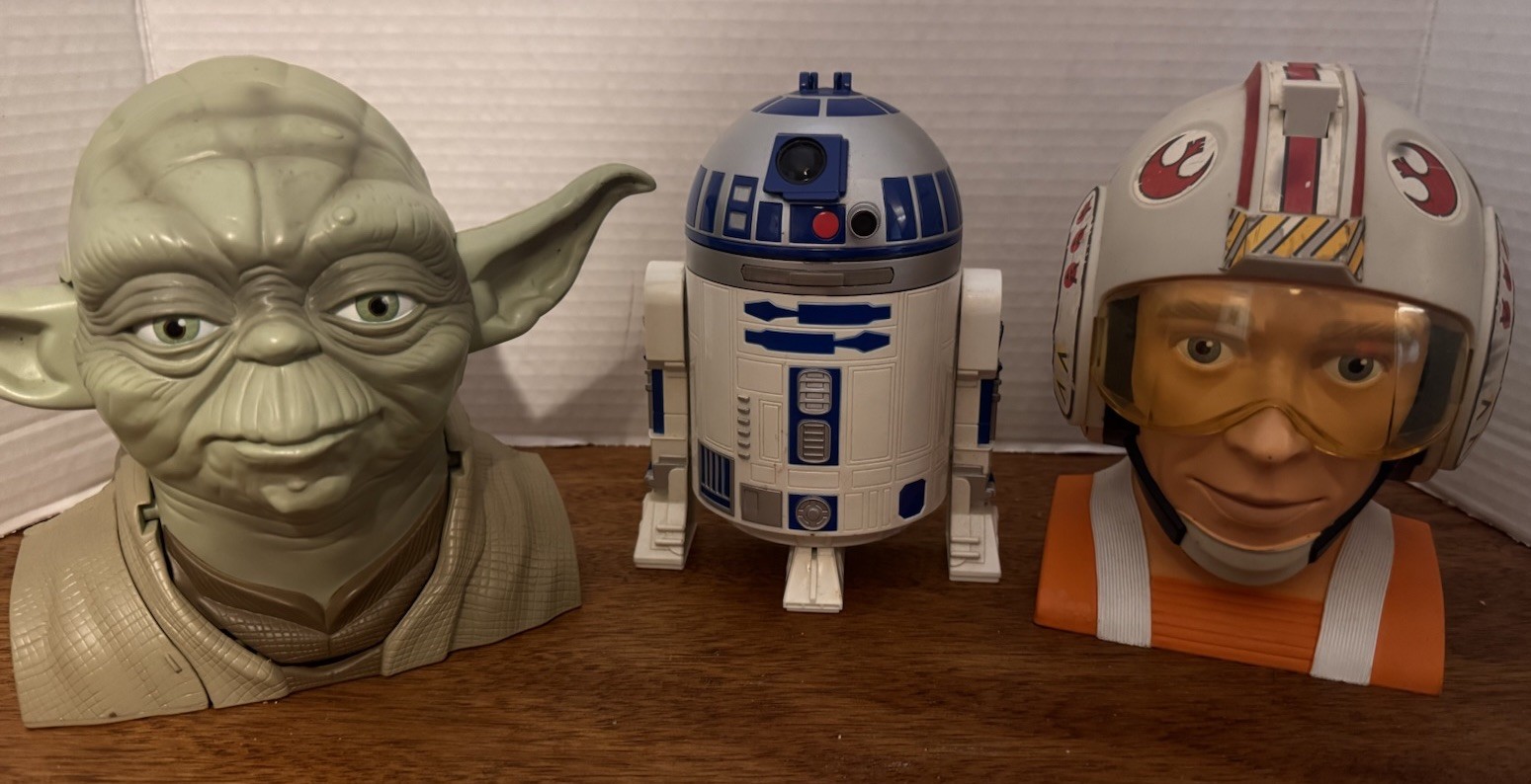 Vintage 1994 Galoob Micro Machines Star Wars Lot 3 Yoda R2D2 Pilot Luke Vintage 1994 Galoob Micro Machines Star Wars Lot 3 Yoda R2D2 Pilot Luke