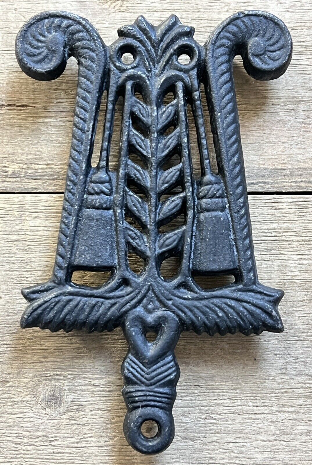 Vintage Wilton Black Cast Iron Grain & Tassels Trivet