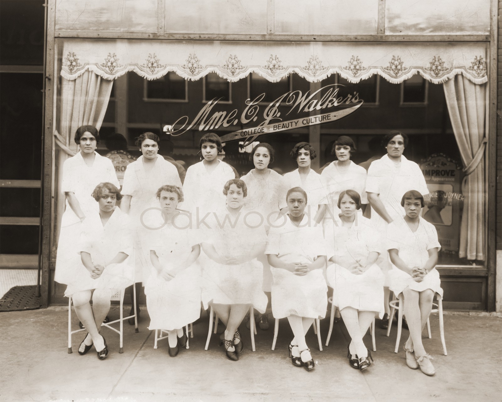 MADAM C.J. WALKER Beauty School Teachers & Students c1925, Vintage Photo Reprint